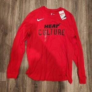 Miami Heat Shirt Long Sleeve Mens L Red NBA Basketball Heat Culture Nike Tee